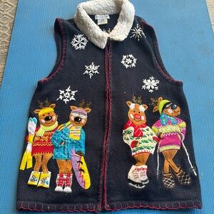 Vintage grandma Christmas sweater with sports reindeers size M.